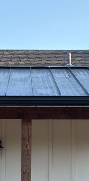 Metal roof panels before softwashing